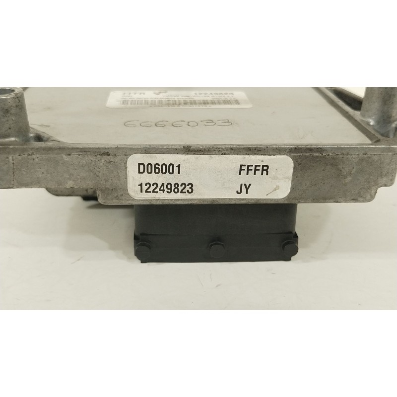 Recambio de centralita motor uce para opel meriva a monospace (x03) 1.6 (e75) referencia OEM IAM 12249823  