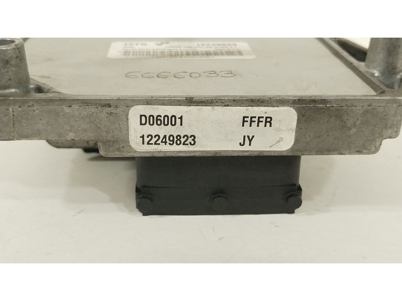 Recambio de centralita motor uce para opel meriva a monospace (x03) 1.6 (e75) referencia OEM IAM 12249823  