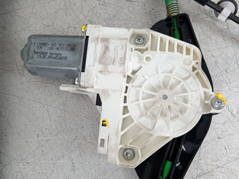 Recambio de elevalunas delantero izquierdo para audi a4 b8 avant (8k5) 2.0 tdi referencia OEM IAM 8K0837461 8K0959801A 