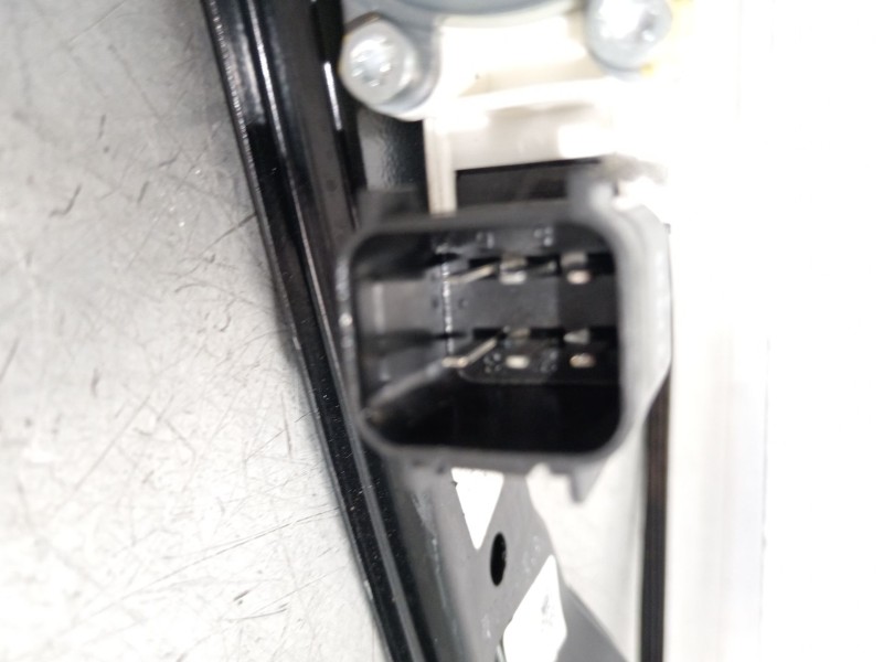 Recambio de elevalunas delantero derecho para ford focus iii 1.5 tdci referencia OEM IAM BM51A23200BF  