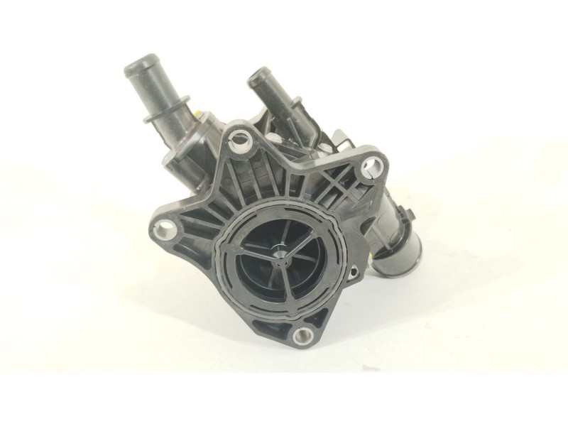 Recambio de termostato para hyundai i30 (pde, pd, pden) 1.5 referencia OEM IAM 2560008100  