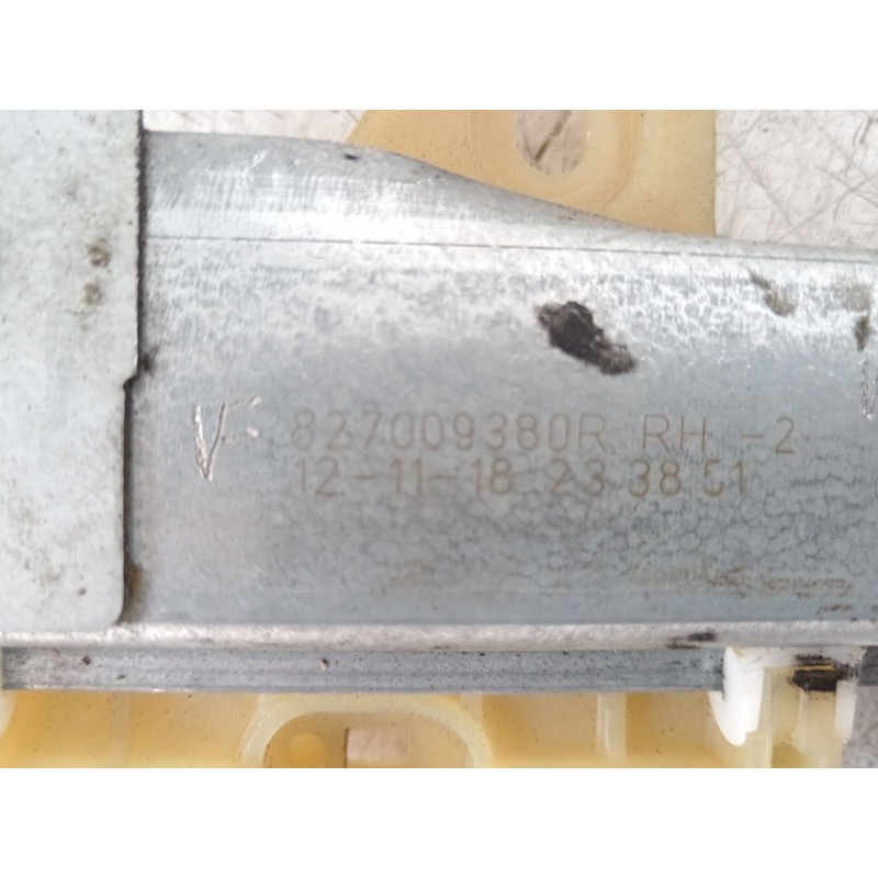 Recambio de elevalunas trasero derecho para renault captur i (j5_, h5_) 1.5 dci 90 referencia OEM IAM 827009380R  