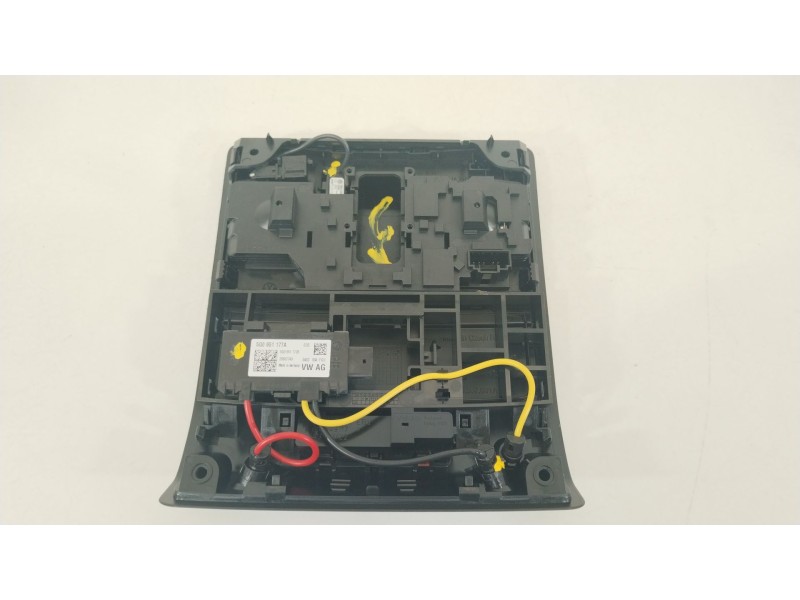 Recambio de luz interior para seat ibiza (kj1) fr referencia OEM IAM 2GA947105S 5Q0951177A 