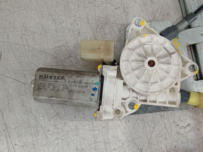 Recambio de elevalunas delantero derecho para bmw 1 (e81) 116 i referencia OEM IAM 6978846  