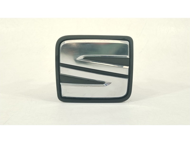 Recambio de maneta exterior porton para seat ibiza (kj1) fr referencia OEM IAM 6F0827565  