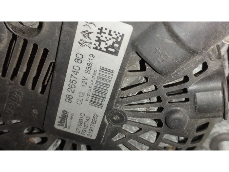 Recambio de alternador para citroën c3 iii (sx) 1.2 puretech 82 referencia OEM IAM 9826574080 FG12T145 