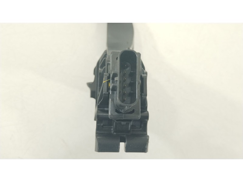 Recambio de potenciometro pedal para seat ibiza (kj1) fr referencia OEM IAM 2Q2723503A  