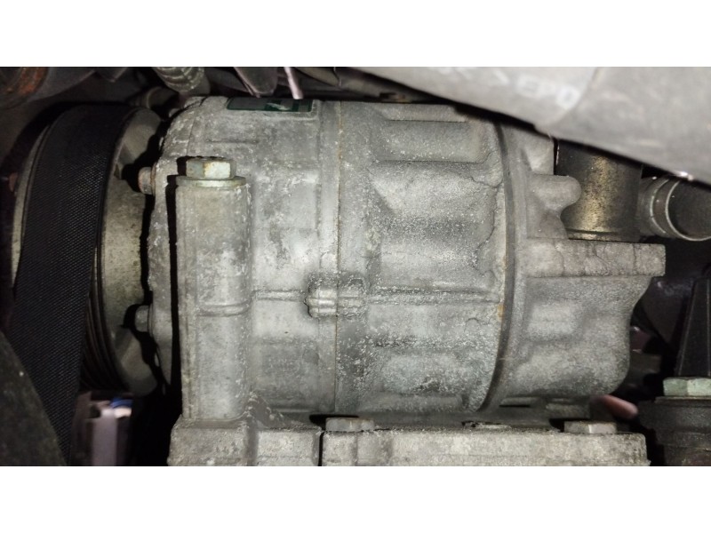 Recambio de compresor aire acondicionado para volkswagen golf v (1k1) 2.0 tdi 16v referencia OEM IAM 1K0820803G  