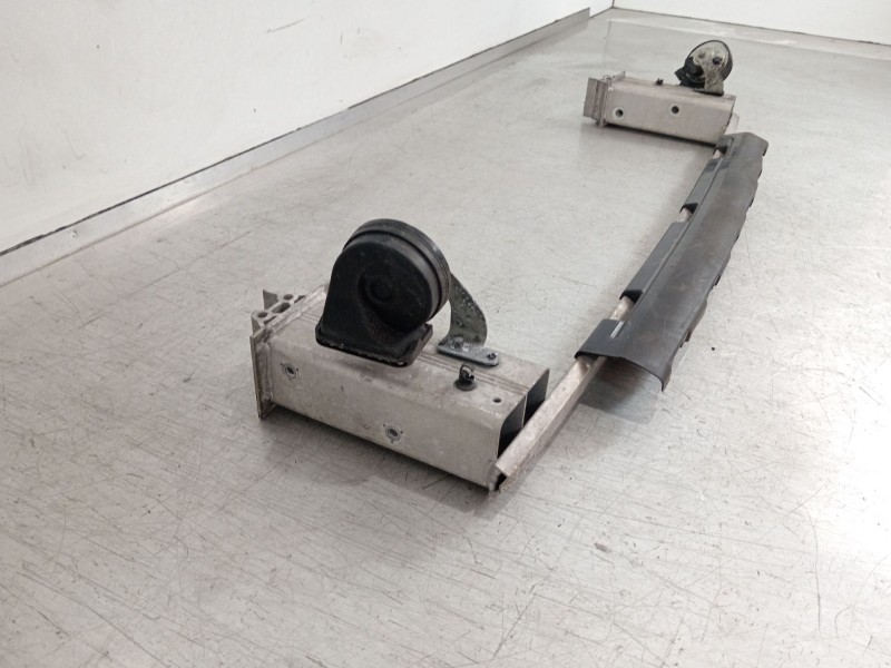 Recambio de refuerzo paragolpes delantero para volvo xc60 kinetic 2wd referencia OEM IAM 31429924  