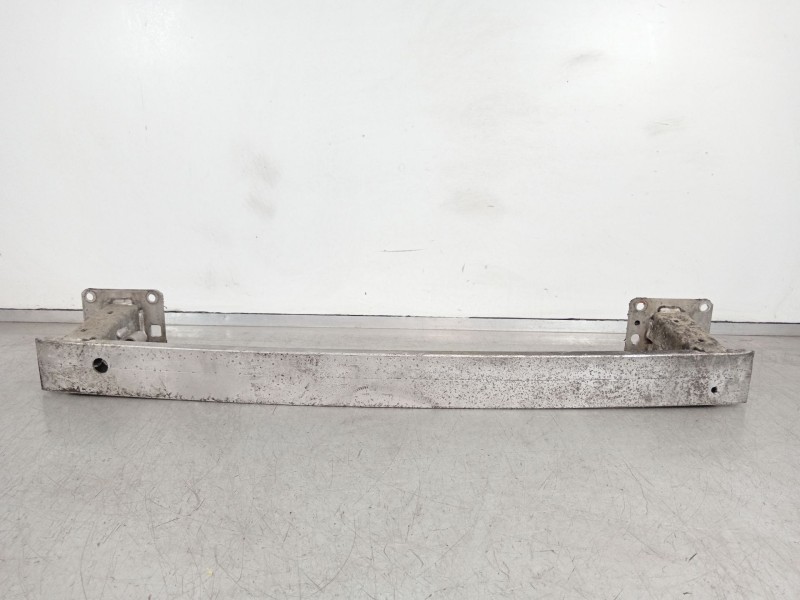 Recambio de refuerzo paragolpes trasero para peugeot 308 sw allure referencia OEM IAM 9677366080  