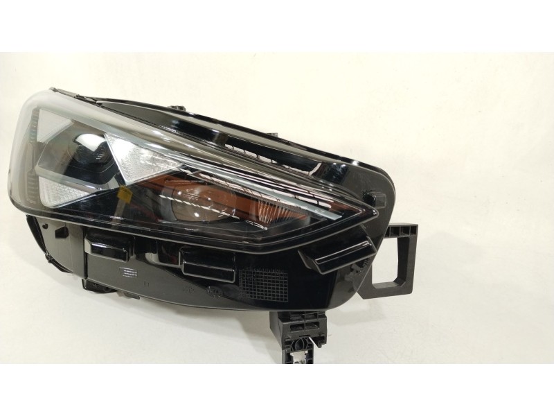 Recambio de faro derecho para cupra tavascan tavascan referencia OEM IAM 11H941036E 11H941774 992941572AH