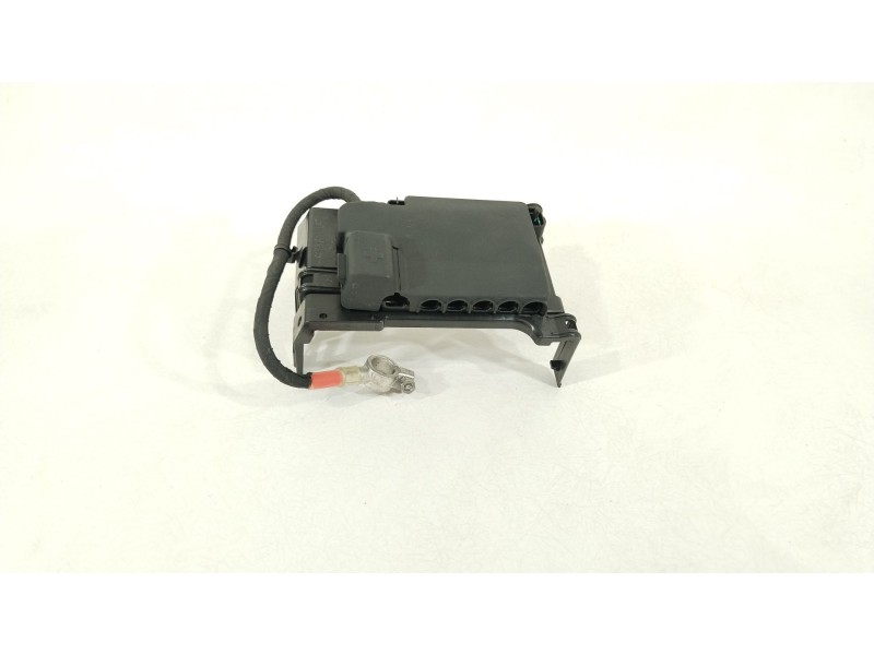 Recambio de caja reles / fusibles para cupra tavascan tavascan referencia OEM IAM 1EA937548 1EA915429B 