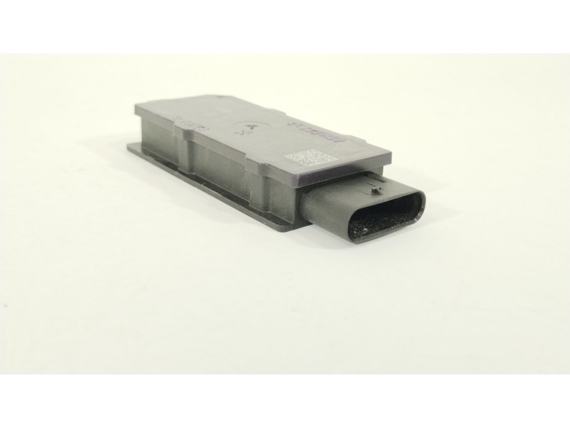 Recambio de antena para cupra tavascan tavascan referencia OEM IAM 5WA962133E  