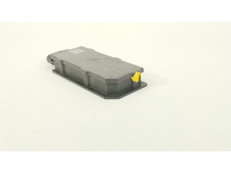 Recambio de antena para cupra tavascan tavascan referencia OEM IAM 5WA962133E  
