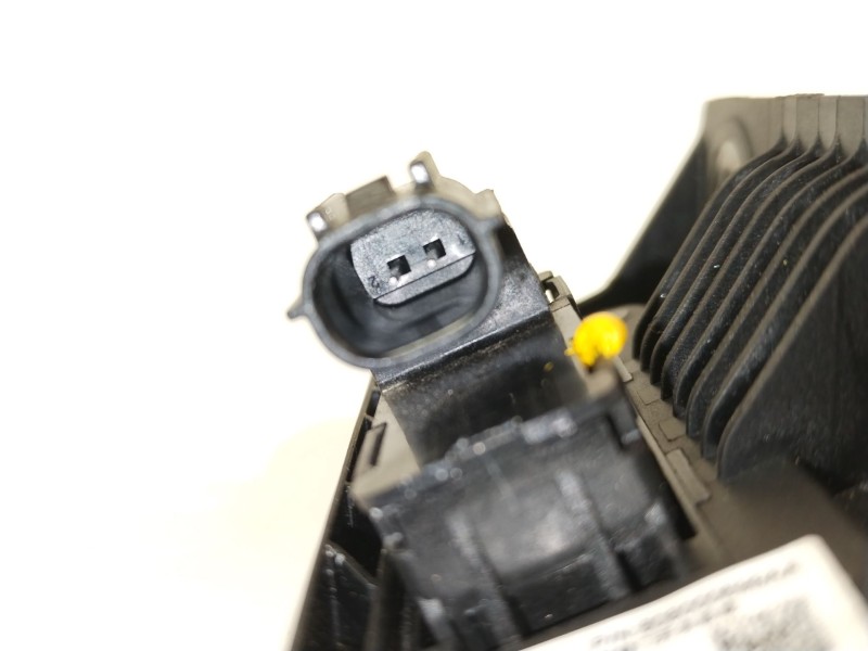 Recambio de maneta exterior porton para omoda omoda 5 referencia OEM IAM 808000699AA  