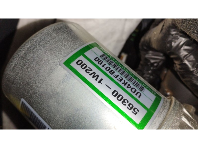 Recambio de columna direccion para kia rio iii (ub) 1.2 cvvt referencia OEM IAM 563001W100 563001W200 