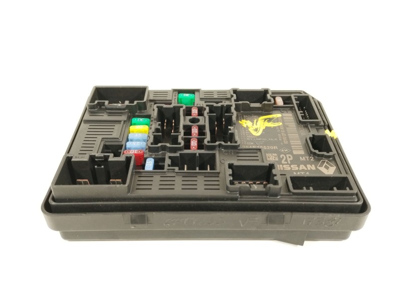 Recambio de caja reles / fusibles para dacia sandero iii 1.0 sce 65 referencia OEM IAM 284B76520R  