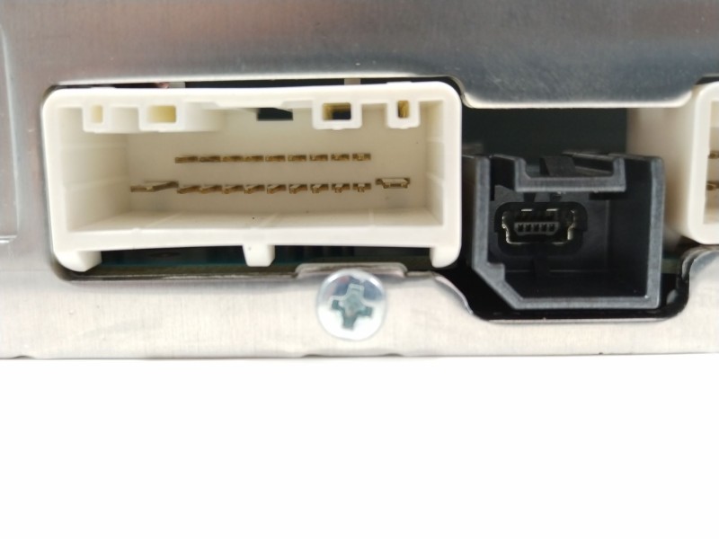 Recambio de sistema audio / radio cd para dacia sandero iii 1.0 sce 65 referencia OEM IAM 281154695R 285J99603R 