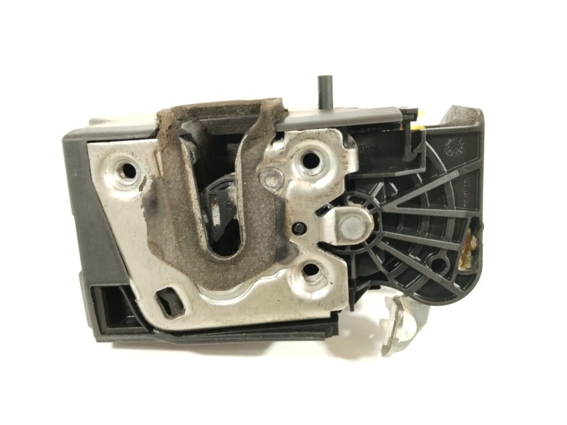 Recambio de cerradura puerta trasera izquierda para dacia sandero iii 1.0 sce 65 referencia OEM IAM 825033052R  