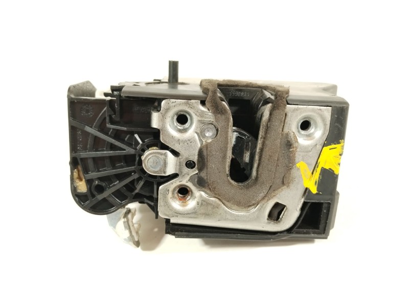 Recambio de cerradura puerta trasera derecha para dacia sandero iii 1.0 sce 65 referencia OEM IAM 825020994R  