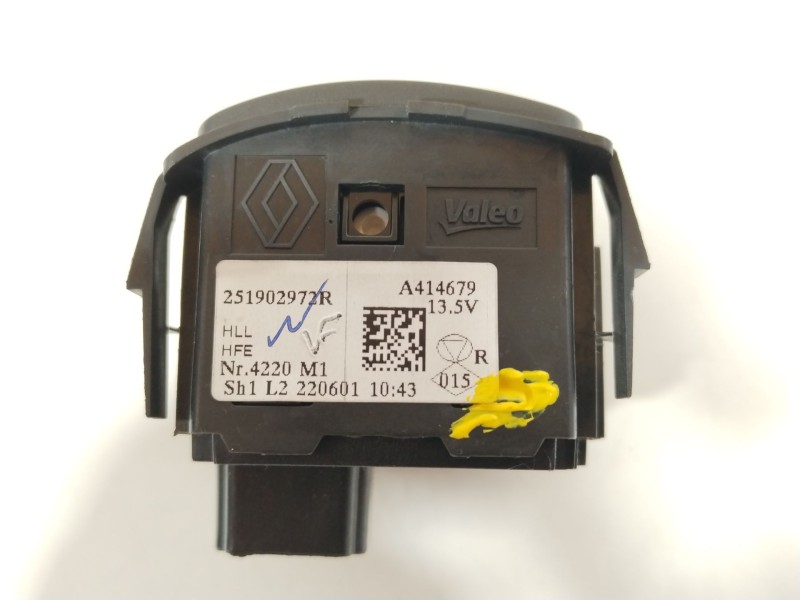 Recambio de mando multifuncion para dacia sandero iii 1.0 sce 65 referencia OEM IAM 251902972R  