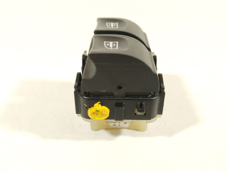 Recambio de mando elevalunas delantero izquierdo para dacia sandero iii 1.0 sce 65 referencia OEM IAM 254118044R  