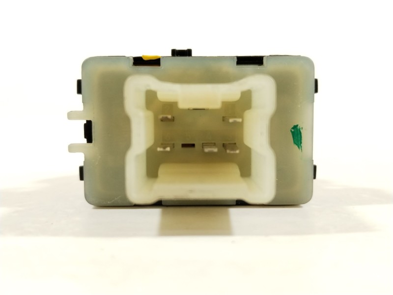 Recambio de mando elevalunas delantero derecho para dacia sandero iii 1.0 sce 65 referencia OEM IAM 254118439R  