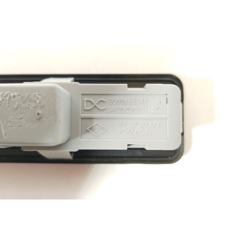 Recambio de maneta exterior porton para dacia sandero iii 1.0 sce 65 referencia OEM IAM 906069264R  
