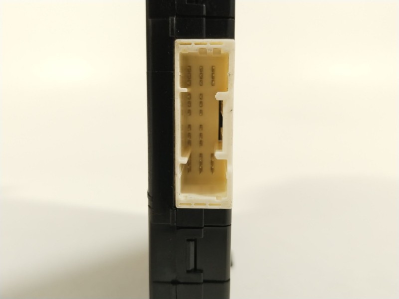 Recambio de modulo electronico para toyota yaris (_p13_) 1.4 d (nlp130_) referencia OEM IAM 892210D110 MB2380008334 