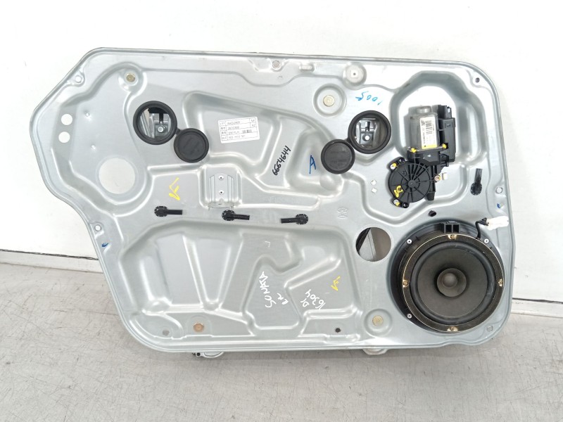 Recambio de elevalunas delantero izquierdo para hyundai sonata v (nf) 2.4 referencia OEM IAM 824713K002 AKG2968 400897C