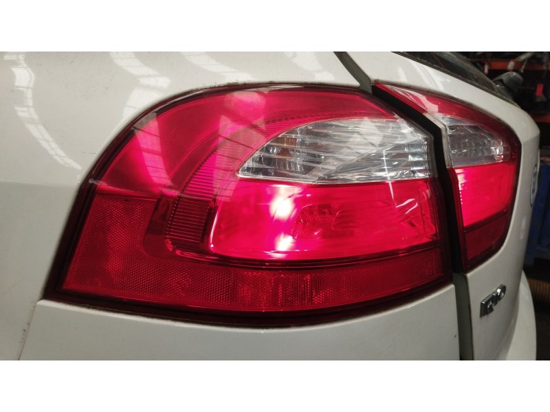 Recambio de piloto trasero izquierdo para kia rio iii (ub) 1.2 cvvt referencia OEM IAM   