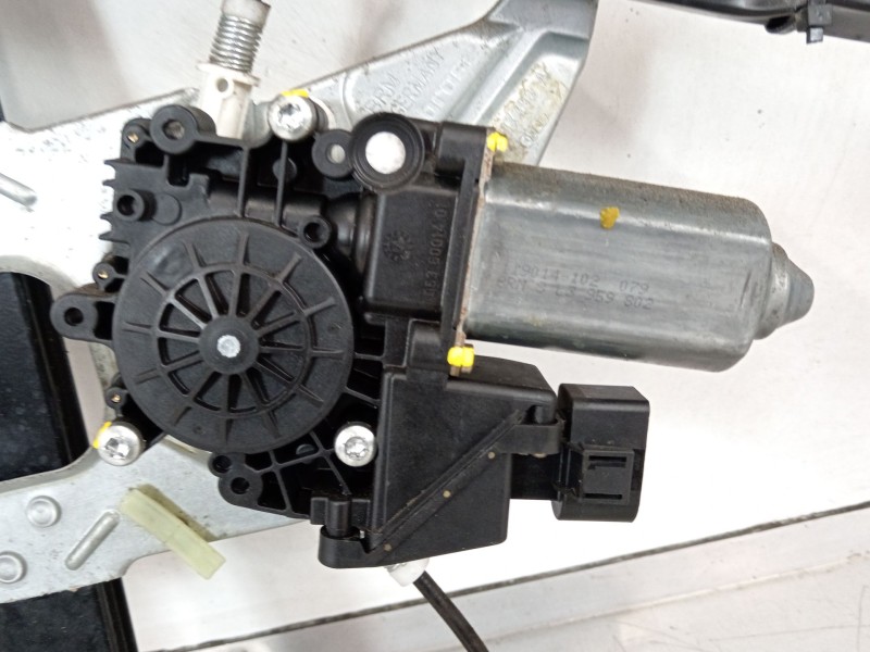 Recambio de elevalunas delantero derecho para audi a3 (8l1) 1.9 tdi referencia OEM IAM 8L3837462  