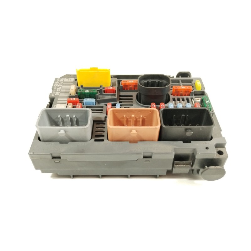 Recambio de caja reles / fusibles para peugeot 308 i (4a_, 4c_) 1.6 hdi referencia OEM IAM 9675878480 BSMR0500 