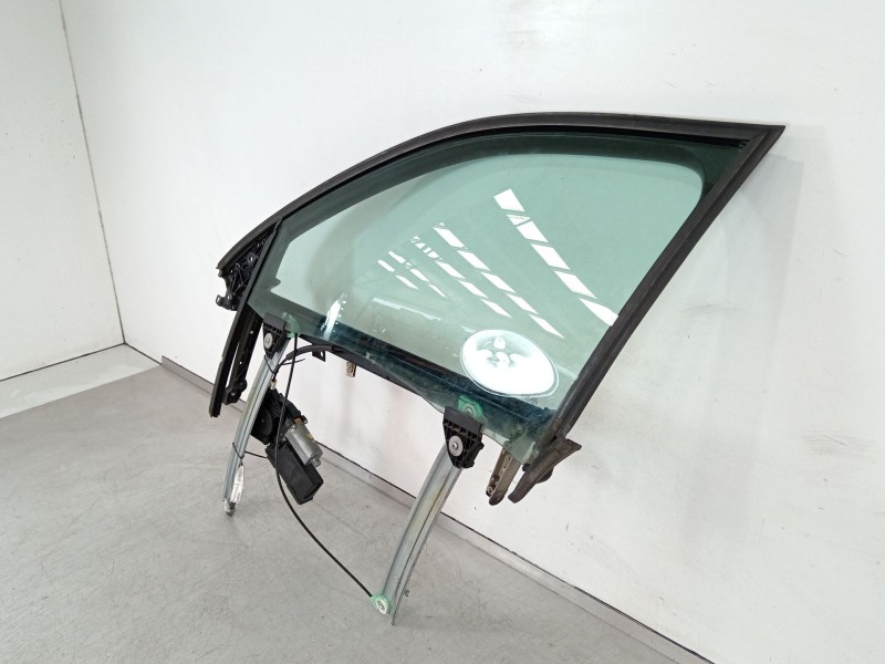 Recambio de elevalunas delantero izquierdo para audi a4 b6 (8e2) 2.0 referencia OEM IAM 8E0837461C 8E1959801B 