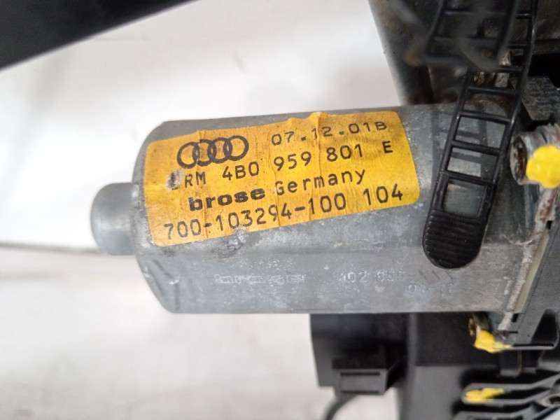 Recambio de elevalunas delantero izquierdo para audi a6 c5 (4b2, 4b4) 2.5 tdi referencia OEM IAM 4B0837461C 4B0959801E 