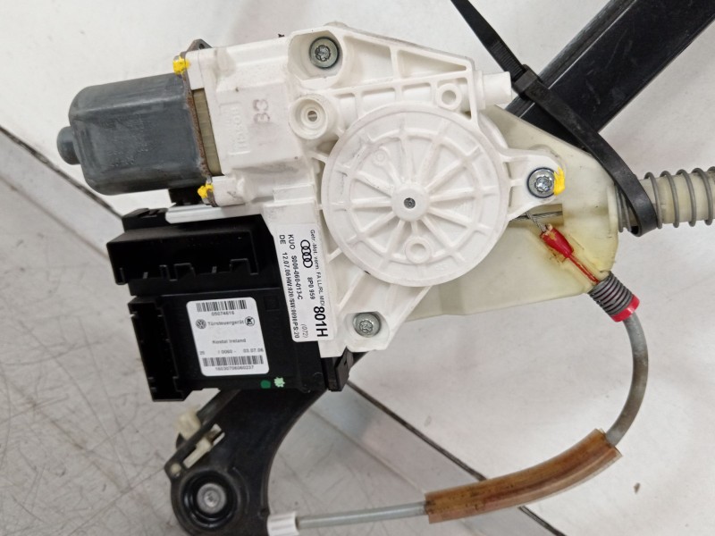 Recambio de elevalunas delantero derecho para audi a3 (8p1) 2.0 tdi 16v referencia OEM IAM 8P4837462C 8P0959801H 
