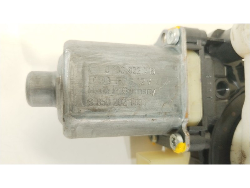 Recambio de elevalunas delantero izquierdo para volkswagen touran (5t1) 1.6 tdi referencia OEM IAM 5TA837461 5Q0959802B 