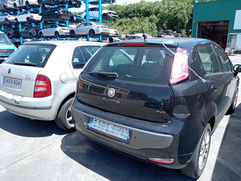 fiat grande punto (199_) del año 2010
