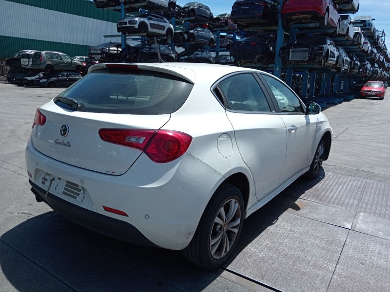 alfa romeo giulietta (940_) del año 2012