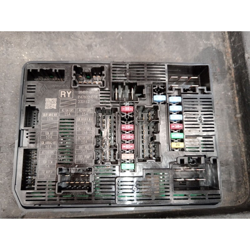 Recambio de caja reles / fusibles para nissan qashqai iii (j12) 1.3 dig-t referencia OEM IAM 284B76RA1B P47802HDTB 