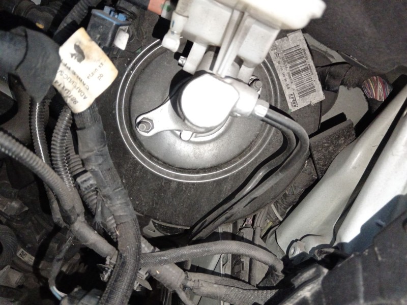 Recambio de servofreno para citroën c4 cactus 1.6 bluehdi 100 referencia OEM IAM 9811514380  