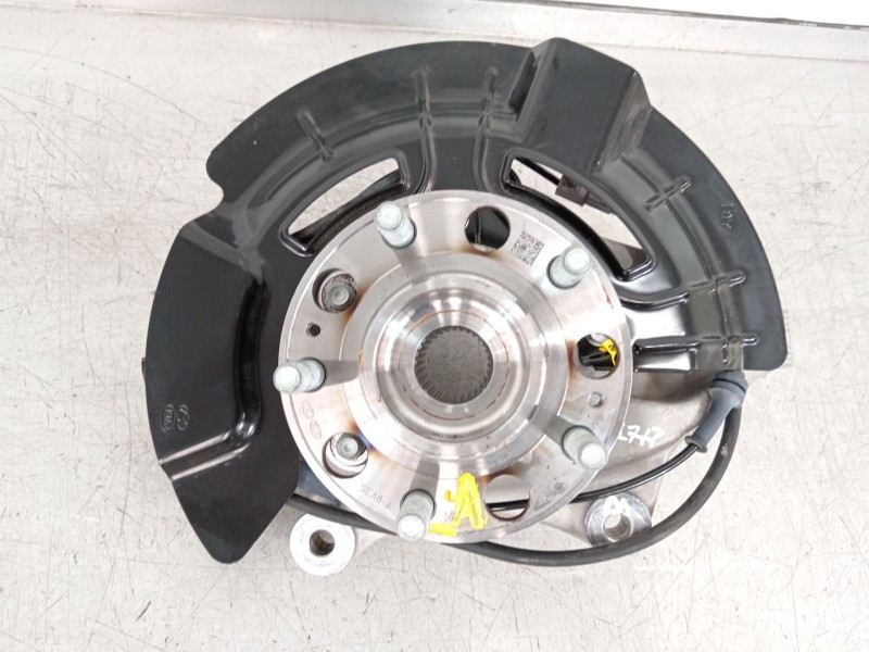 Recambio de mangueta delantera derecha para kia sorento () referencia OEM IAM 51711P2000  