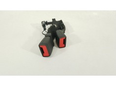 Recambio de enganche cinturon trasero central para seat ibiza (kj1) fr referencia OEM IAM 6F0857739B  