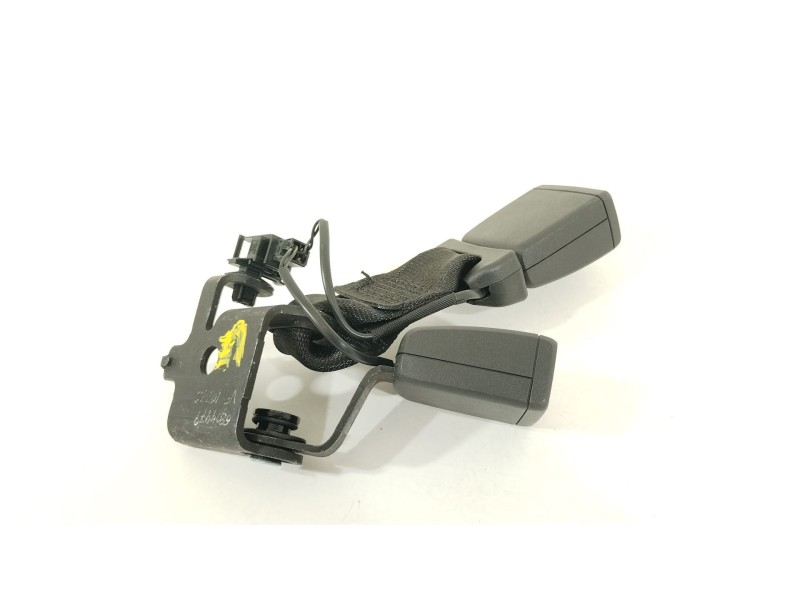 Recambio de enganche cinturon trasero central para seat ibiza (kj1) fr referencia OEM IAM 6F0857739B  