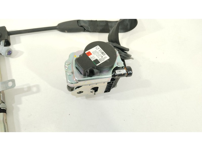 Recambio de cinturon seguridad delantero izquierdo para seat ibiza (kj1) fr referencia OEM IAM 6F0857705D 6F0857705DRAA 