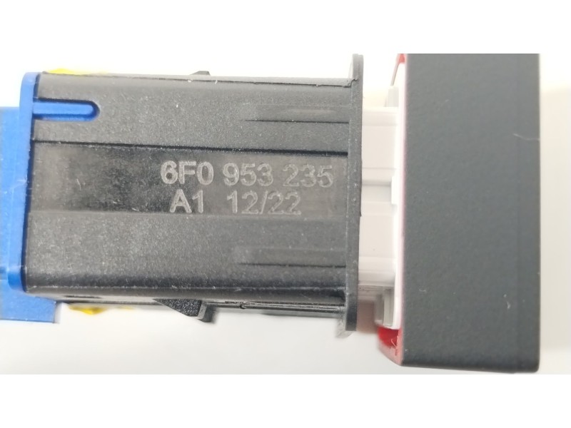 Recambio de warning para seat ibiza (kj1) fr referencia OEM IAM 6F0953235  