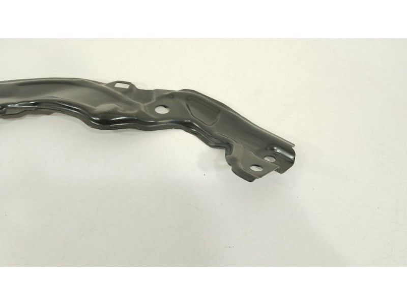 Recambio de travesaño superior para seat ibiza (kj1) fr referencia OEM IAM 6F0806930A  