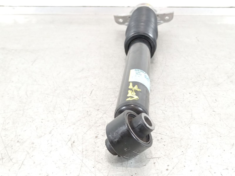 Recambio de amortiguador trasero derecho para kia sorento () referencia OEM IAM 55307P4200  