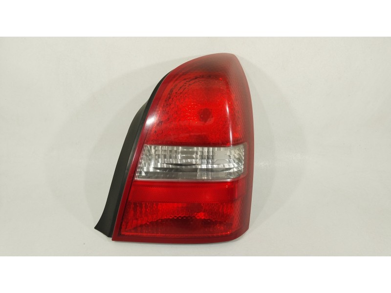 Recambio de piloto trasero derecho para nissan primera (p12) 2.2 di referencia OEM IAM 26550AU300  