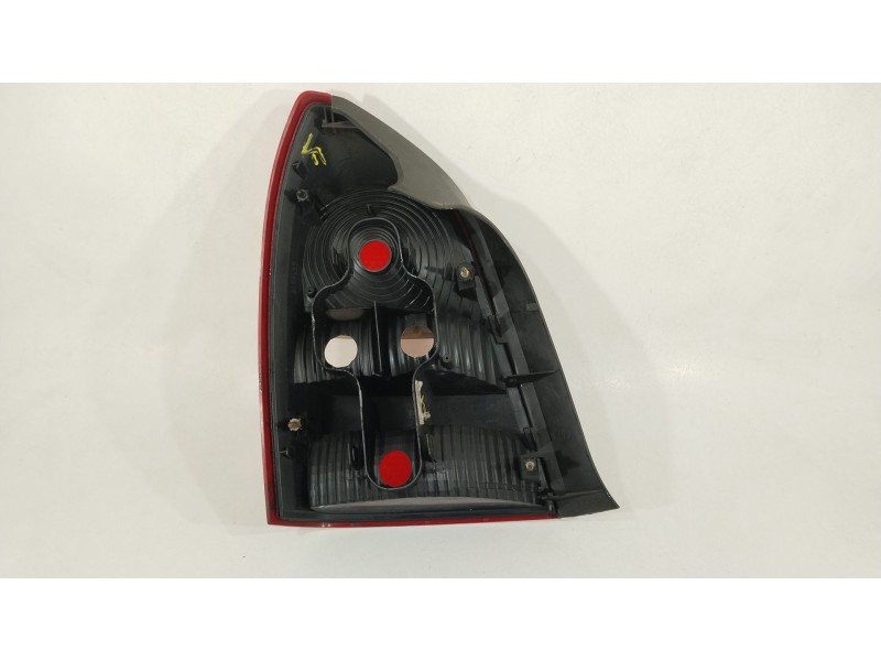 Recambio de piloto trasero derecho para nissan primera (p12) 2.2 di referencia OEM IAM 26550AU300  